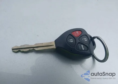 2010 Toyota Camry Le from USA, damaged, VIN 4T1BF3EK3AU510058